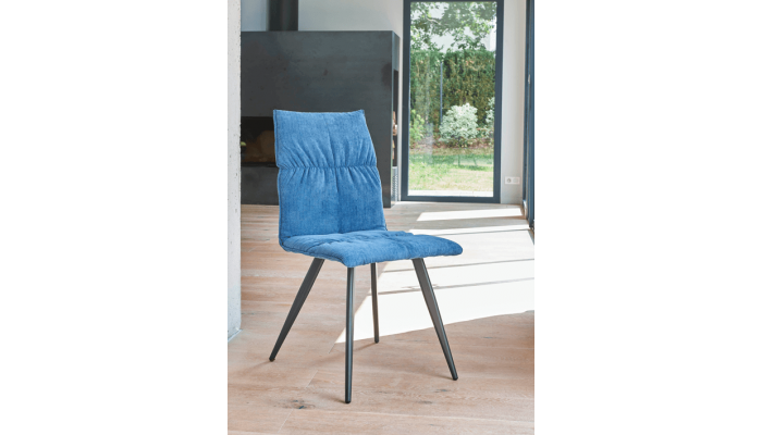 CONCEPT - Chaise en tissu et pieds en métal gris